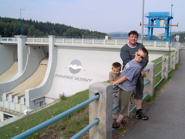 hráz-Lipno.jpg