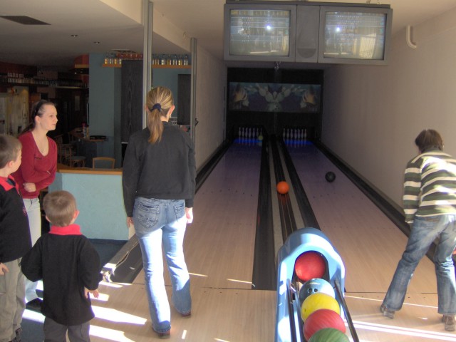 bowling6.jpg
